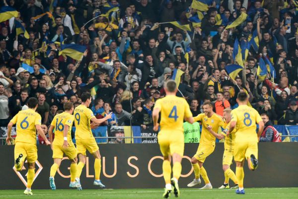 Чемпионат Украины по футболу: “Львов” проиграл “Колосу” со счетом 0:1