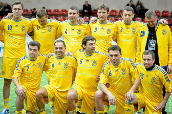 4518_ukraine-team.jpg
