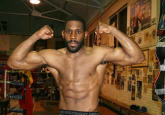 8944_bryant-jennings.jpg