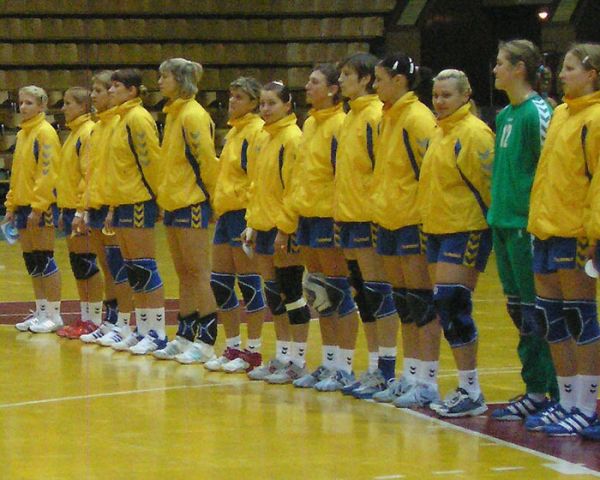 9327_ukraine_handball.jpg