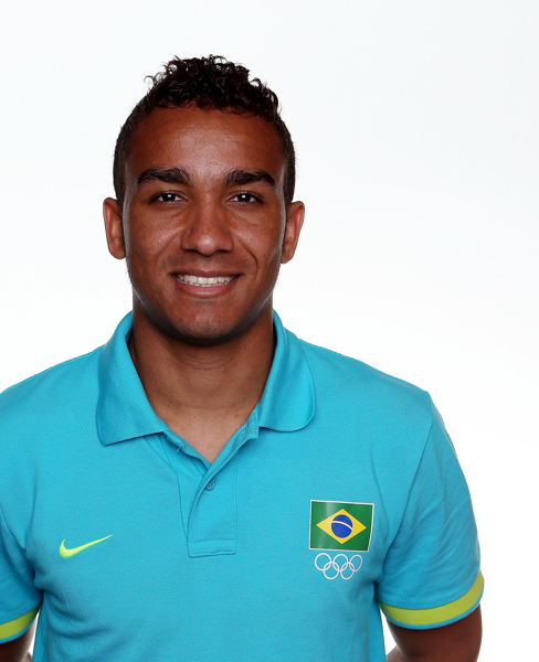 brazil-mens-official-olympic-football-20120722-085919-814.jpg