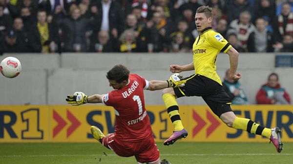 vfb_bvb_piszczedk_schuss_389.jpg