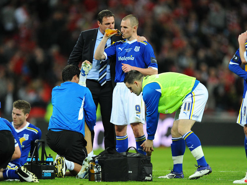 cardiff-city-manager-malky-mackay-centre-left-2724646.jpg
