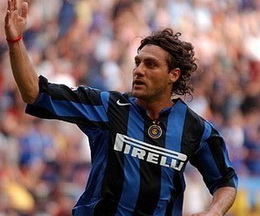 vieri-bye00syk.jpg